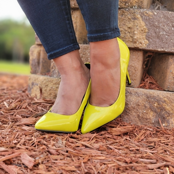 Neon Lights Stiletto Heels Slip On Shoes Pointed - Picture 6 of 6